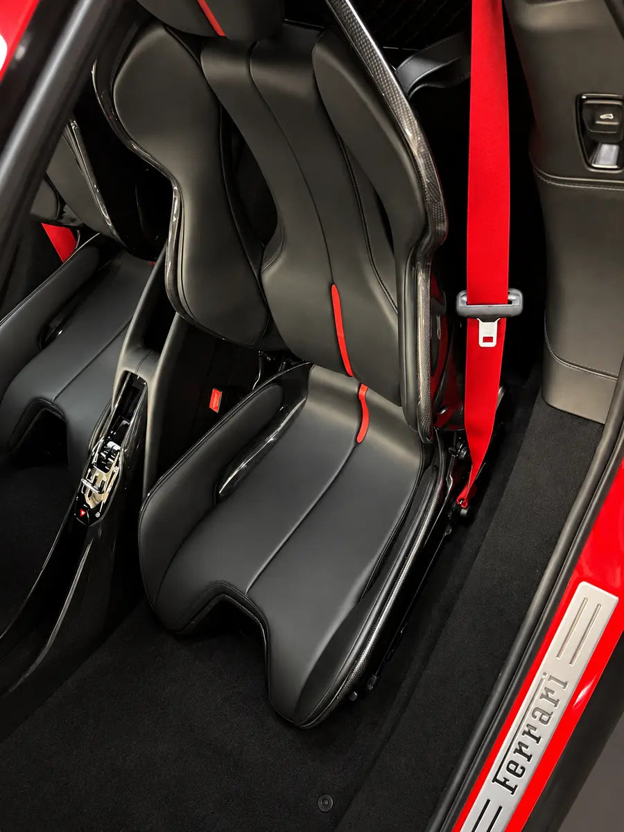 296 GTB – Sitz- und Materialdetail